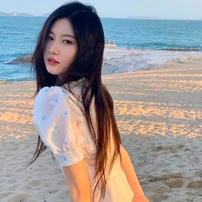 女孩爱跑步